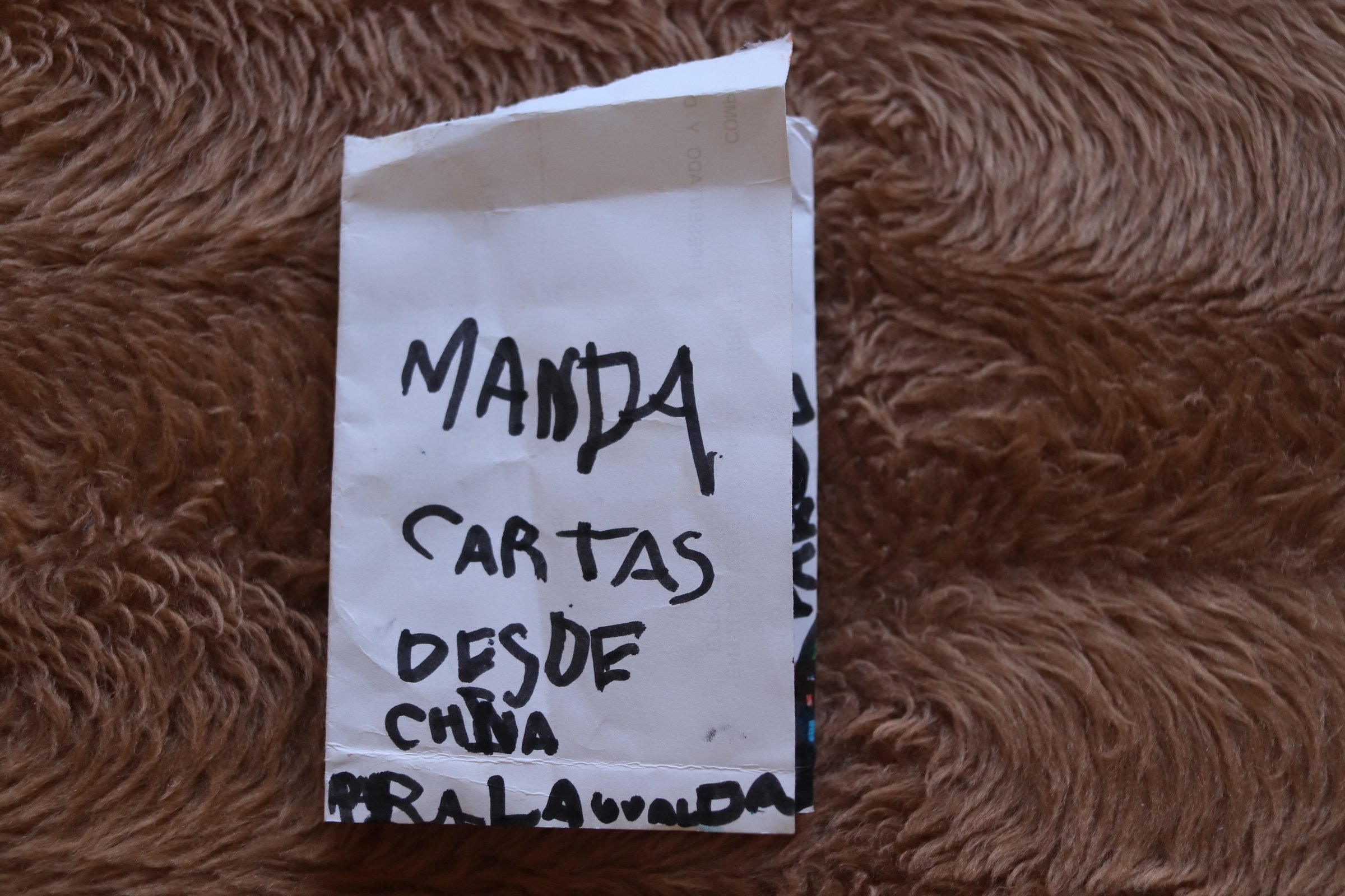 Manda cartas desde China para la igualdad